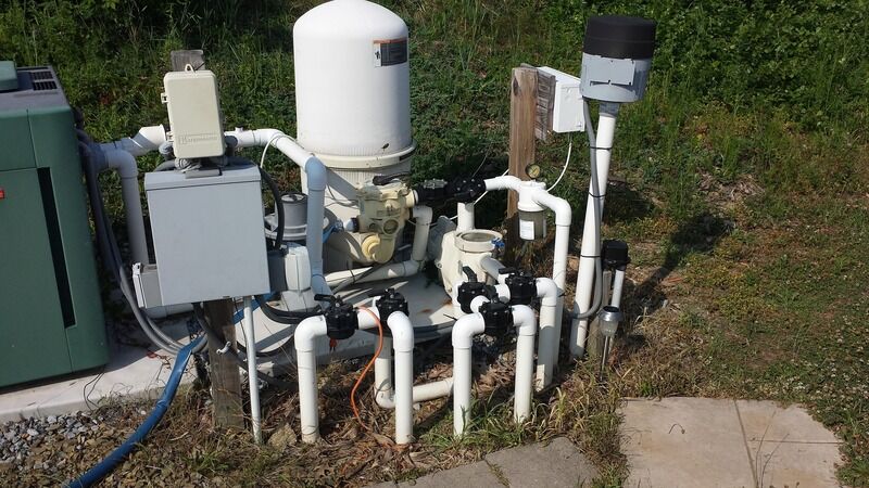 pool-pump-1283648_1920